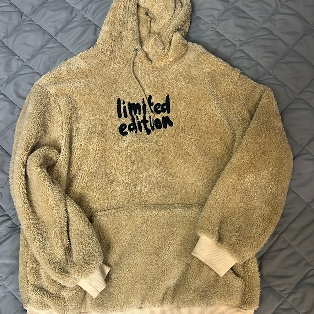 BoohooMAN Teddy Bear Pullover sweatshirt Medium
